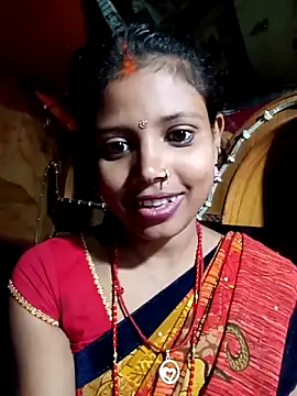 Snapshot of Indian_GIRL_BR chatting on 10-12-25, 12:15 Indian GIRL BR online show from 10-12-25, 12:15