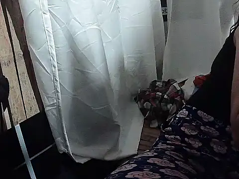 Snapshot of Hot_aya0516 chatting on 11-02-25, 11:23 Hot aya0516 online show from 11-02-25, 11:23