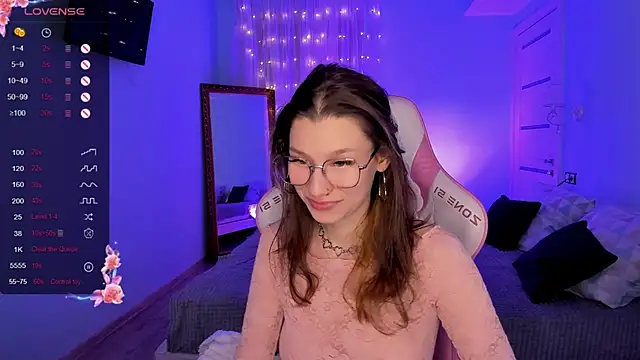 Snapshot of LinaBlossom_ chatting on 10-01-25, 08:31 LinaBlossom online show from 10-01-25, 08:31