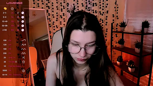 LinaBlossom  online show from 06-03-26, 03:53
