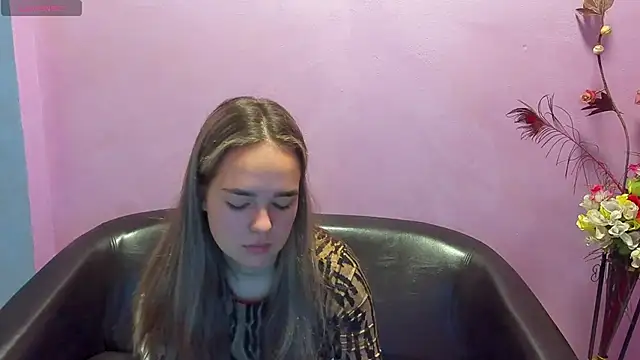 Snapshot of Emilybaby_xxx chatting on 09-20-25, 07:20 Emilybaby xxx online show from 09-20-25, 07:20