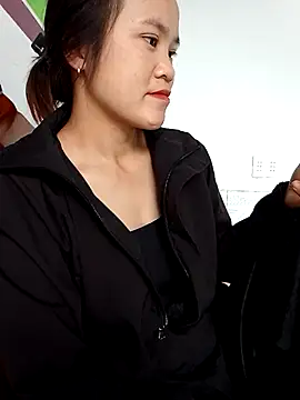 Norah-h online show from 10-07-25, 03:04