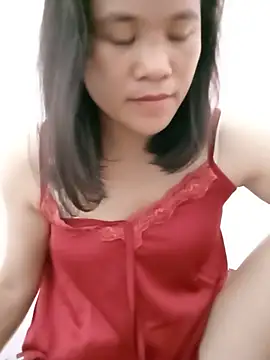 Snapshot of Norah-h chatting on 08-05-26, 01:47 Norah-h online show from 08-05-26, 01:47