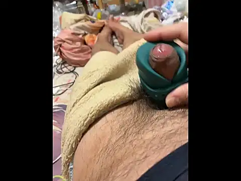 mino bitter online show from 10-30-25, 10:21