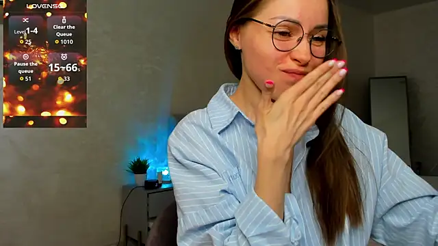 Snapshot of fun_nd_bun chatting on 05-18-26, 04:07 fun nd bun online show from 05-18-26, 04:07
