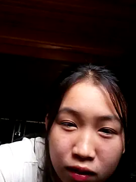 Snapshot of Suzuki_see chatting on 09-22-25, 01:51 Suzuki see online show from 09-22-25, 01:51