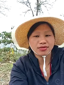 Snapshot of diamond-- chatting on 02-24-26, 07:50 diamond-- online show from 02-24-26, 07:50