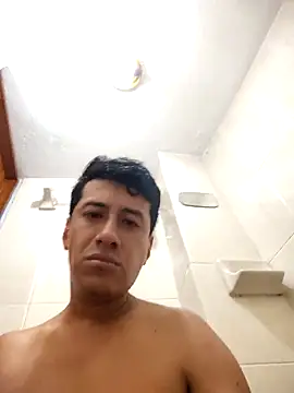 Snapshot of Carlos27hot chatting on 10-24-25, 04:36 Carlos27hot online show from 10-24-25, 04:36