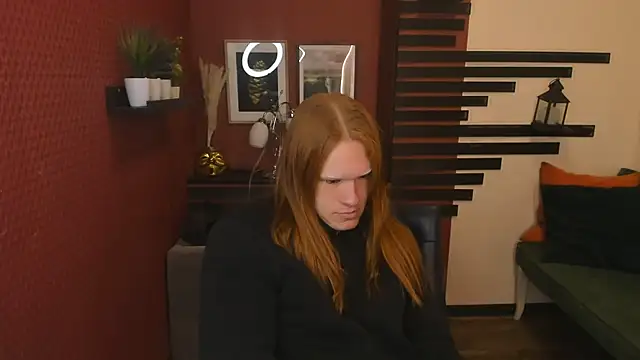 Snapshot of ChloeValentinee chatting on 11-24-25, 01:22 ChloeValentinee online show from 11-24-25, 01:22