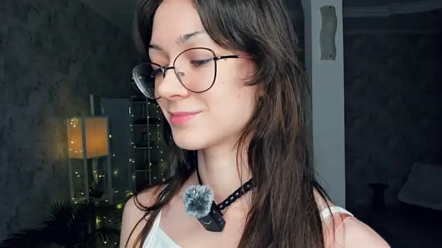 ReneeLippeatt online show from 02-04-26, 07:42