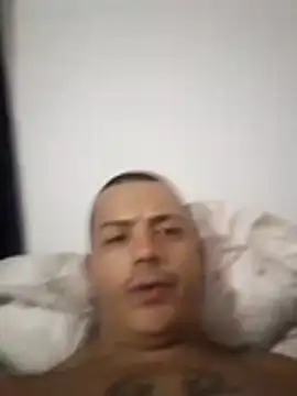 MaximoHall86 online show from 11-07-25, 04:23