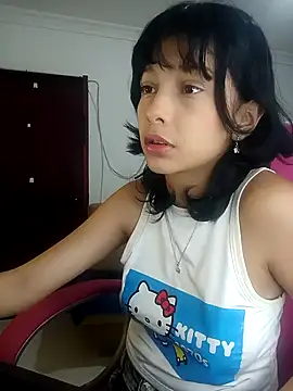 Snapshot of xoxo_milk chatting on 10-26-25, 03:51 xoxo milk online show from 10-26-25, 03:51