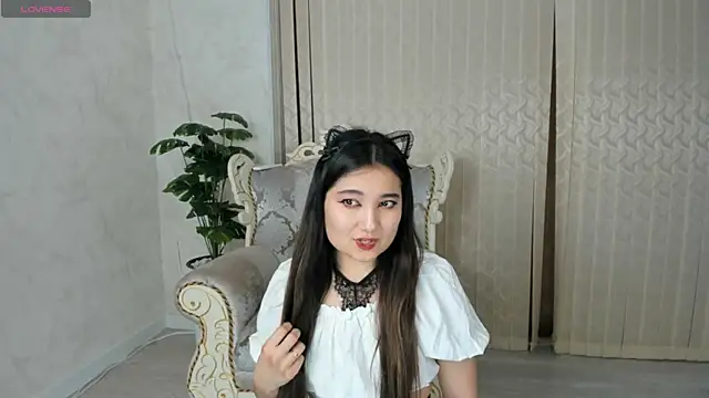 noa bloom online show from 10-30-25, 07:03