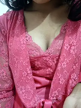 Snapshot of anayahotty chatting on 10-06-25, 06:05 anayahotty online show from 10-06-25, 06:05