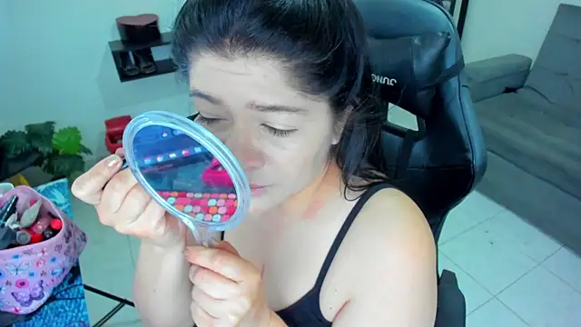 Miel 82 online show from 11-06-25, 10:49