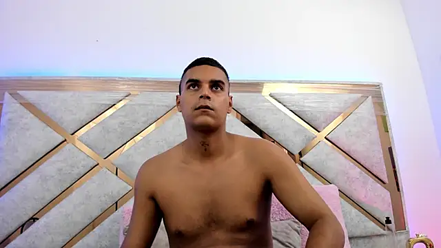 Snapshot of celestederek chatting on 03-26-26, 03:17 celestederek online show from 03-26-26, 03:17