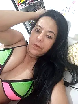 Snapshot of lucineia7 chatting on 10-16-25, 08:43 lucineia7 online show from 10-16-25, 08:43