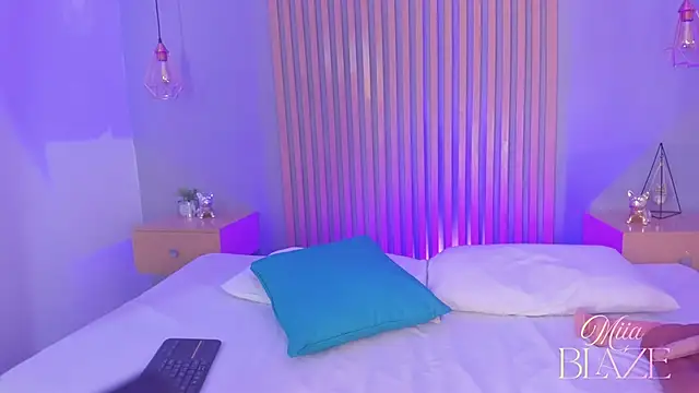 Snapshot of miia_blaze chatting on 03-24-26, 01:05 miia blaze online show from 03-24-26, 01:05