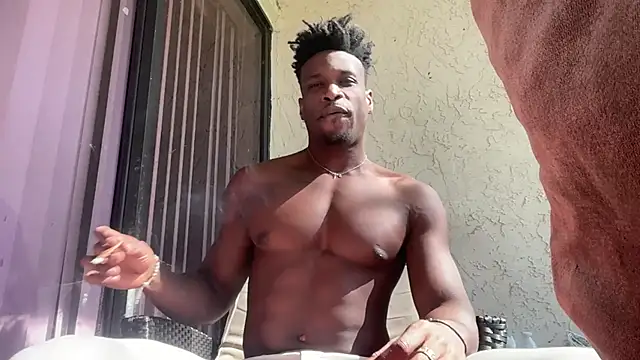 Snapshot of MrDaddyBlackNi9e chatting on 10-30-25, 03:35 MrDaddyBlackNi9e online show from 10-30-25, 03:35