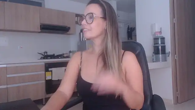 LovePaula online show from 02-24-26, 12:08