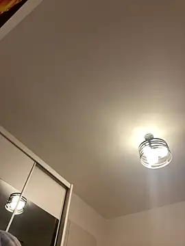 Giullyaxx online show from 09-20-25, 10:44