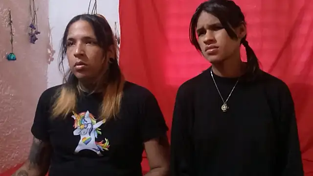 Couple Moth666 online show from 10-09-25, 08:40