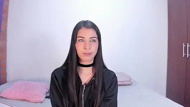 Snapshot of ScarlettRosetti chatting on 10-01-25, 03:12 ScarlettRosetti online show from 10-01-25, 03:12