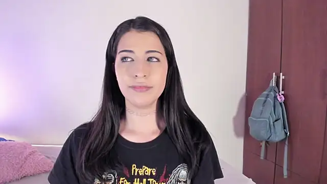 Snapshot of ScarlettRosetti chatting on 10-11-25, 03:06 ScarlettRosetti online show from 10-11-25, 03:06