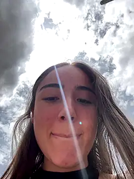 Snapshot of Innerpeace_ chatting on 10-10-25, 04:39 Innerpeace online show from 10-10-25, 04:39