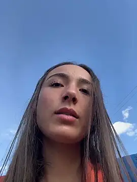 Snapshot of Innerpeace_ chatting on 11-14-25, 08:29 Innerpeace online show from 11-14-25, 08:29