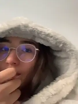 Snapshot of Innerpeace_ chatting on 01-09-26, 09:05 Innerpeace online show from 01-09-26, 09:05