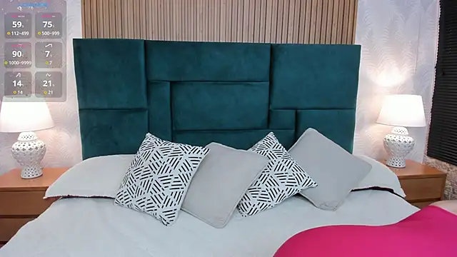 Snapshot of Amber_kiss_ chatting on 10-22-25, 06:40 Amber kiss online show from 10-22-25, 06:40