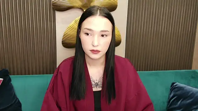 Amanda Choi online show from 10-04-25, 05:38