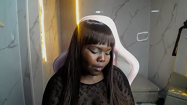 Snapshot of Soffia_b chatting on 11-07-25, 03:17 Soffia b online show from 11-07-25, 03:17