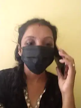 Snapshot of Tamil_Swathi chatting on 07-18-26, 11:25 Tamil Swathi online show from 07-18-26, 11:25