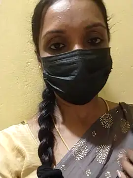 Snapshot of Tamil_Swathi chatting on 07-25-26, 01:08 Tamil Swathi online show from 07-25-26, 01:08