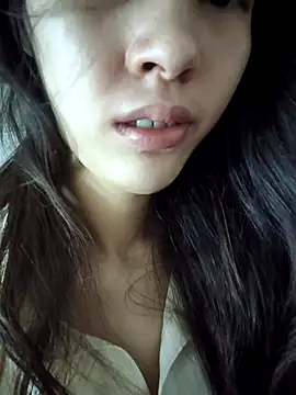 Snapshot of Hana-xinh chatting on 10-01-25, 06:19 Hana-xinh online show from 10-01-25, 06:19