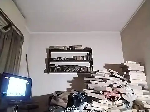 Snapshot of Danielle57_ chatting on 11-11-25, 02:33 Danielle57 online show from 11-11-25, 02:33