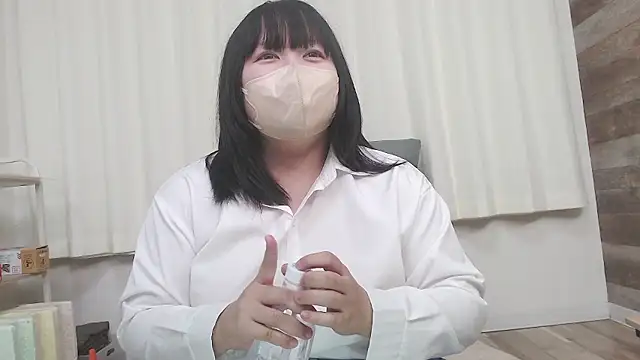 Snapshot of YUA_Fcup_18_ chatting on 09-22-25, 11:34 YUA Fcup 18 online show from 09-22-25, 11:34