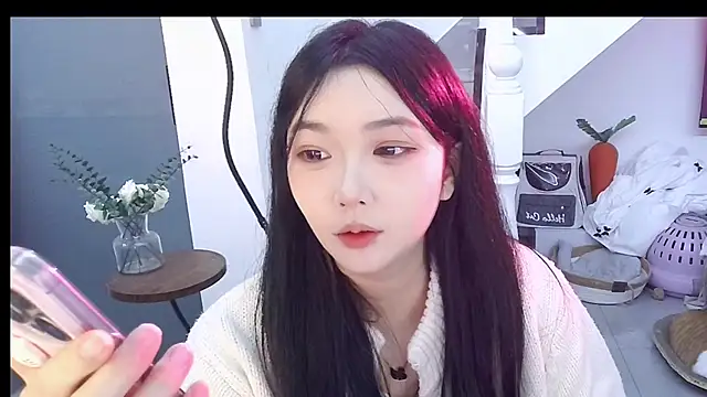 Miao-Maimiao online show from 12-18-25, 12:55