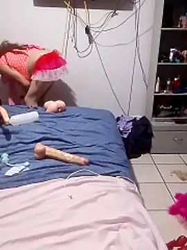 Snapshot of transreyna chatting on 04-02-26, 01:36 transreyna online show from 04-02-26, 01:36