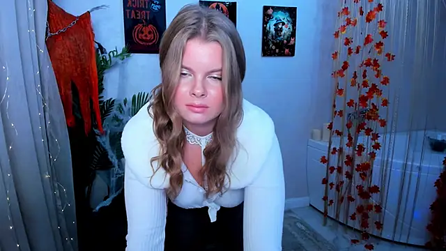 WildeDesiree online show from 10-18-25, 11:33