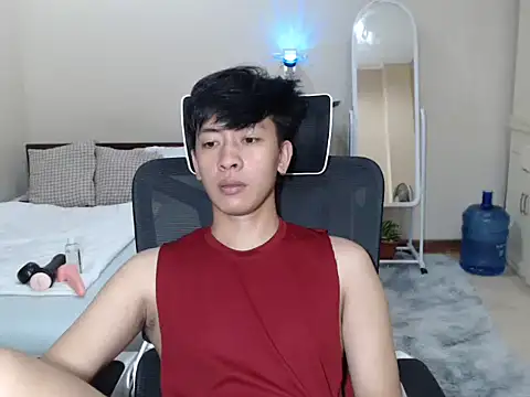 Snapshot of niel_cumshow chatting on 10-19-25, 05:24 niel cumshow online show from 10-19-25, 05:24