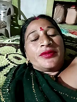 Snapshot of Haliya88 chatting on 10-10-25, 10:20 Haliya88 online show from 10-10-25, 10:20