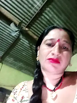 Snapshot of Haliya88 chatting on 10-20-25, 04:07 Haliya88 online show from 10-20-25, 04:07