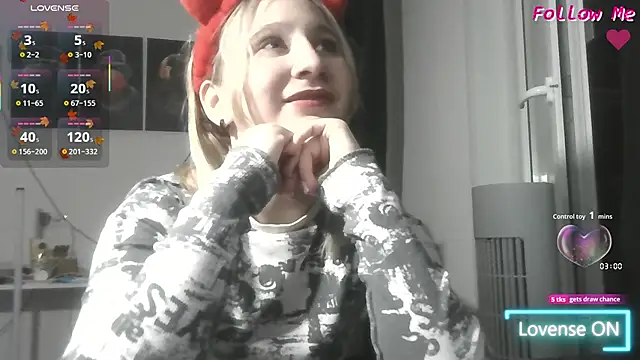 ChristinaFivePlus online show from 10-09-25, 05:22