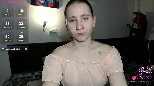Snapshot of ChristinaFivePlus chatting on 03-08-26, 10:52 ChristinaFivePlus online show from 03-08-26, 10:52
