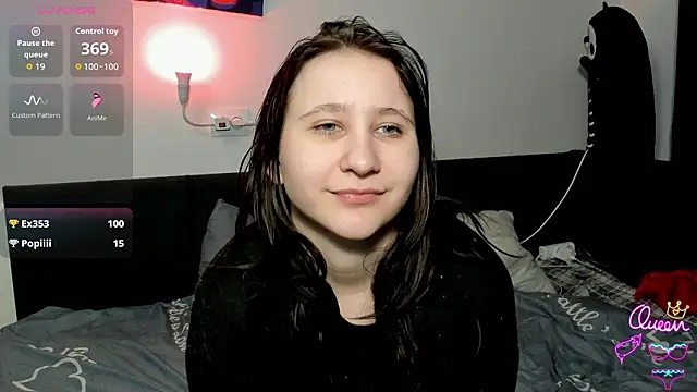 Snapshot of ChristinaFivePlus chatting on 03-16-26, 03:49 ChristinaFivePlus online show from 03-16-26, 03:49