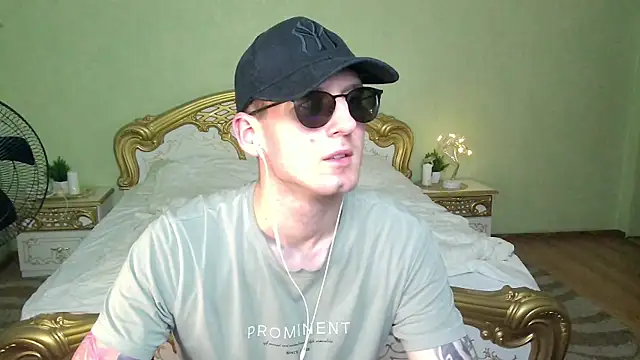 Cum Arsen online show from 09-22-25, 08:33