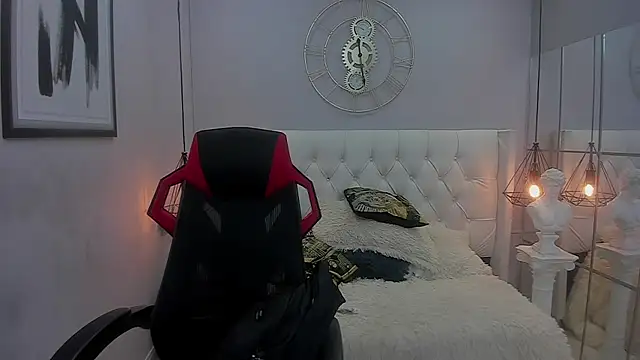 wildthor26 online show from 10-07-25, 04:42